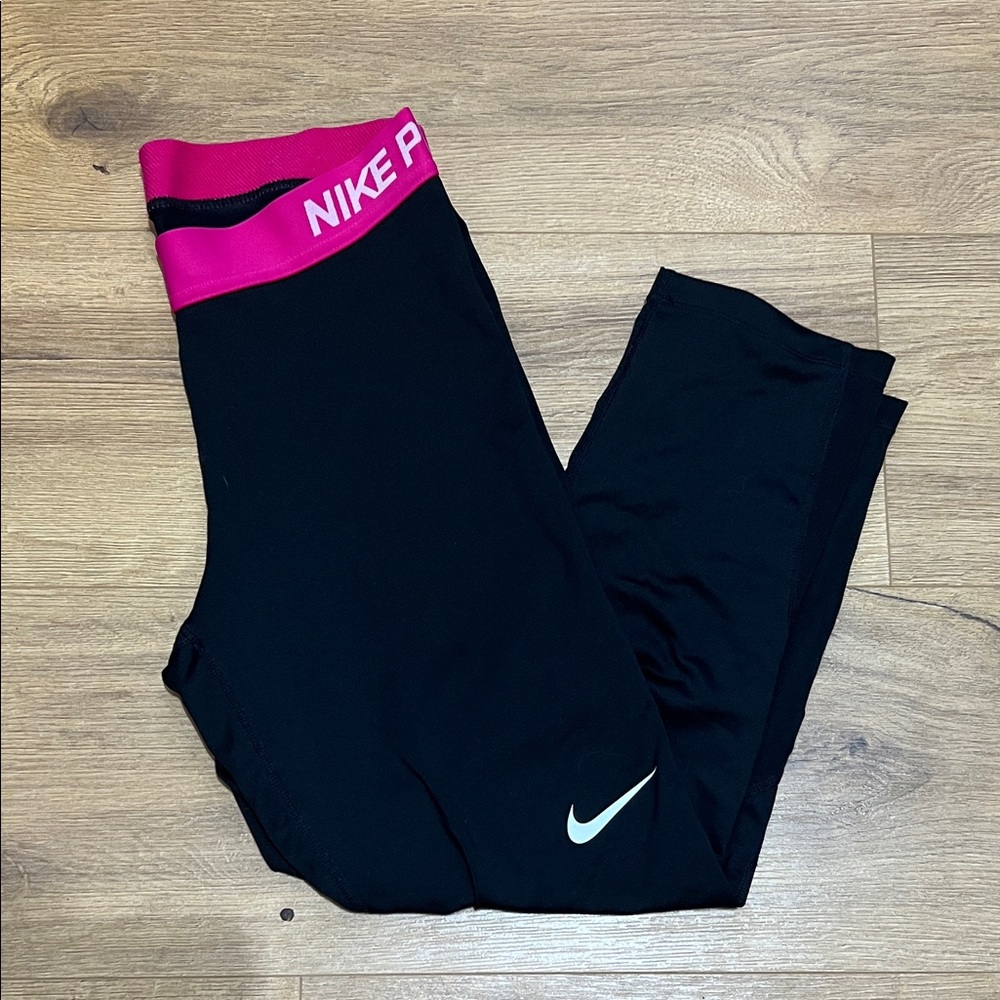 Nike Pro Women’s Cropped Leggings with Pink Waistband - Size Medium